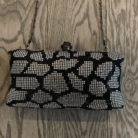 Beautiful Sparkly Clutch🤩✨ - Picture 4 of 10